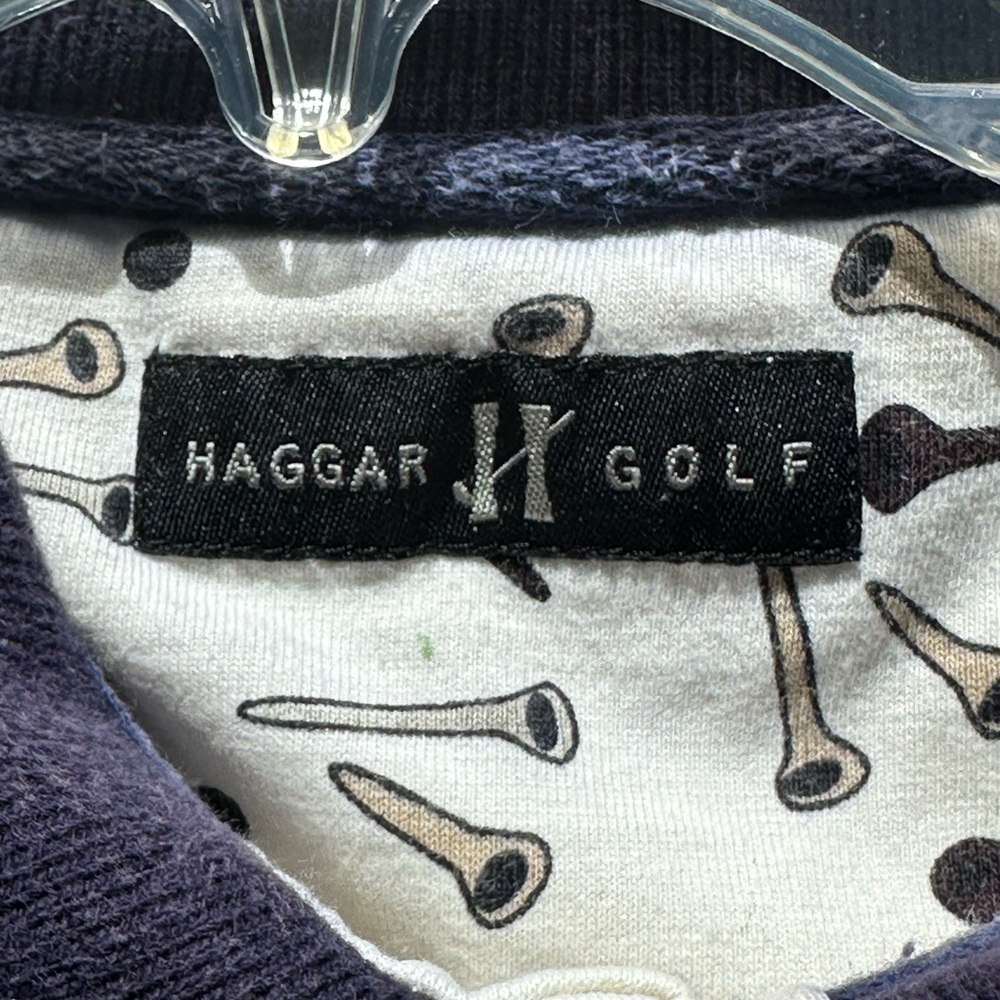 Men’s Haggar Golf shirt.